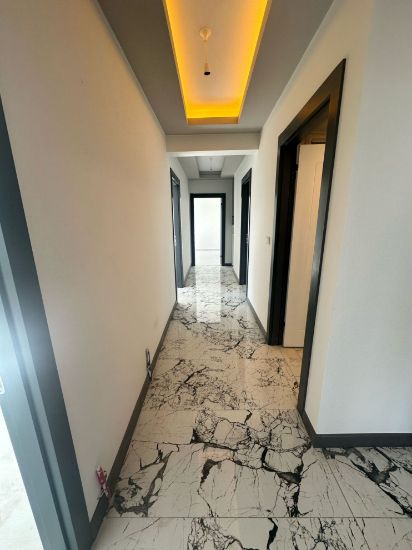 ▃ ACİL ▃ KÖŞEM EMLAKTAN 4.KAT KREDİYE UYGUN LÜX SIFIR DAİRE resmi