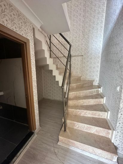 ▃ ACİL ▃KÖŞEM EMLAKTAN 6+1 GÜNEY BATI CEPHE İSKANLI FIRSAT DAİRE resmi